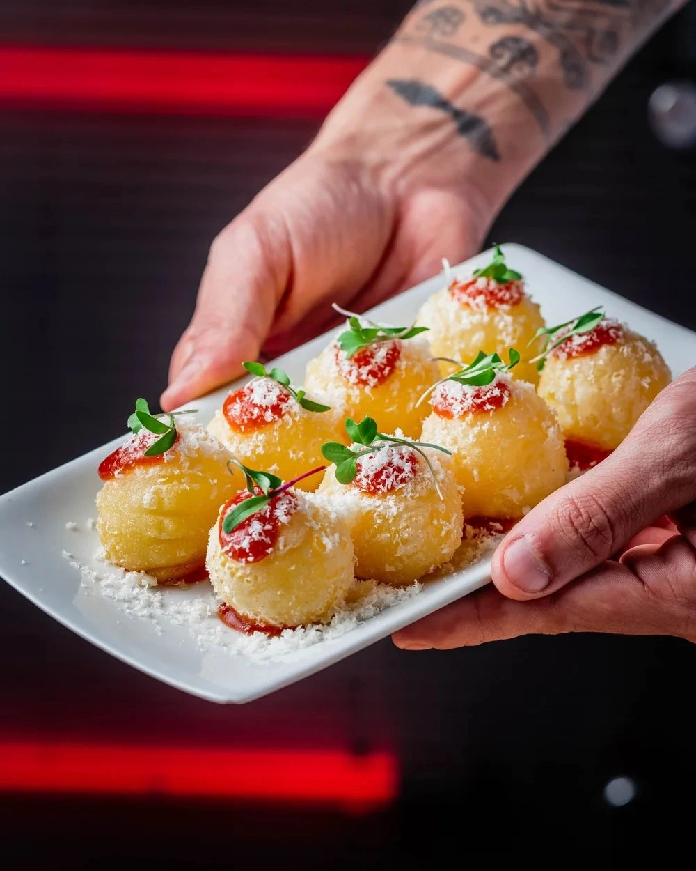Arquivo X Cheese, bolinhas de queijo com geleia de goiaba e pimenta