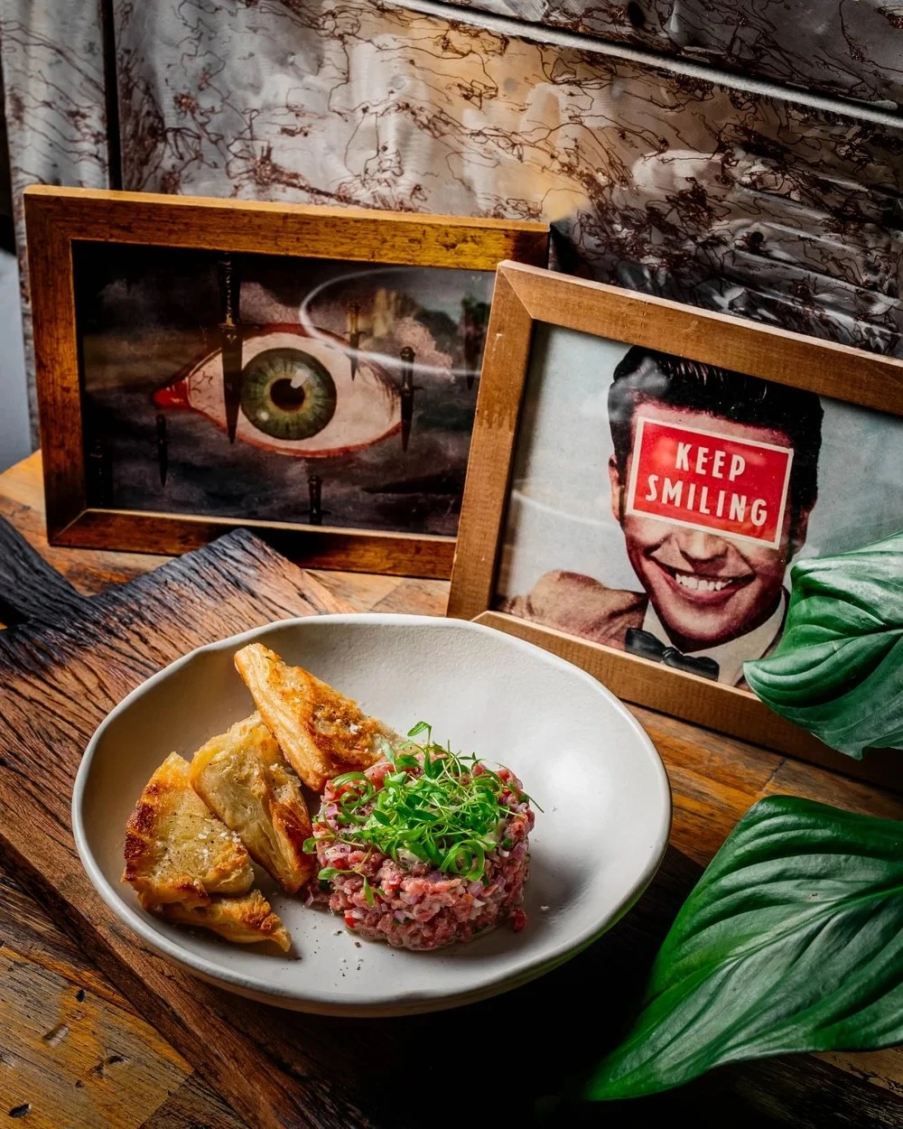 O Jardim da Carne, steak tartare de filé-mignon do Surreal